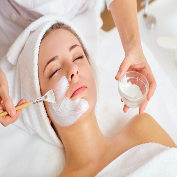 FACIAL TREATMENT