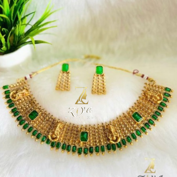 Ganapathy Design Green rubby necklace